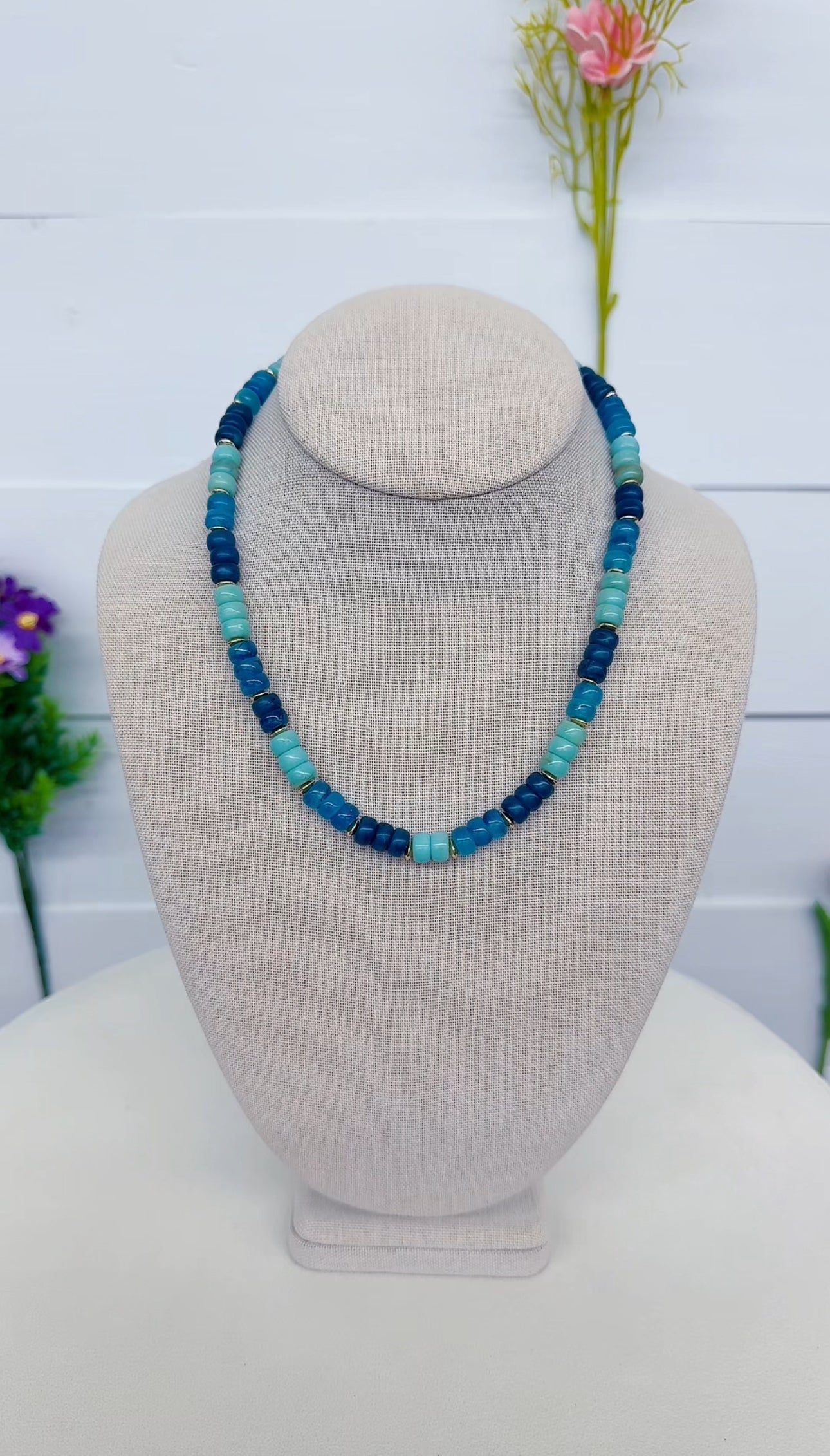 Turquoise Beaded Necklace