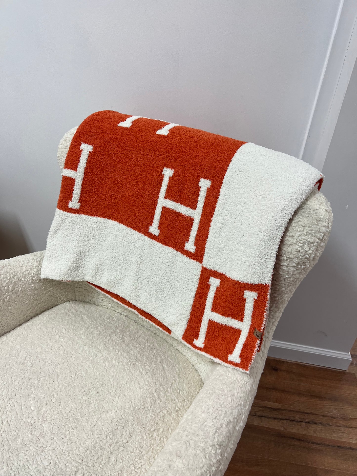 Stay Cozy Blanket - ORANGE