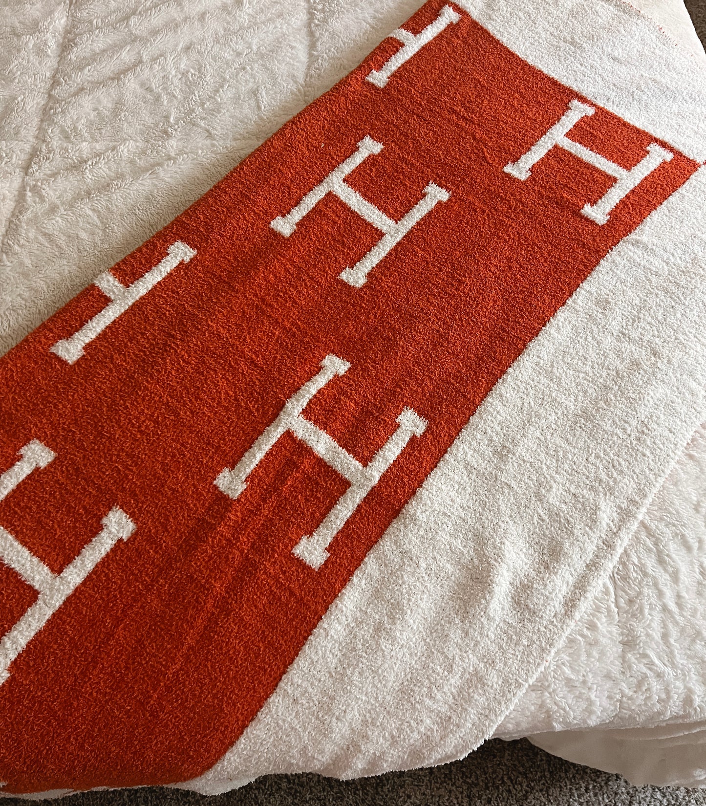 Stay Cozy Blanket - ORANGE